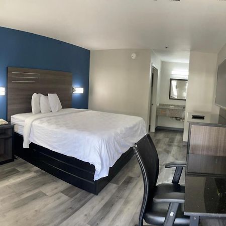 Griffin Inn & Suites Εξωτερικό φωτογραφία