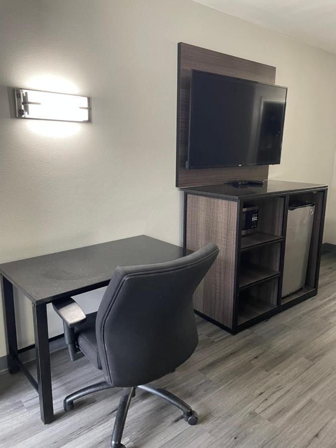 Griffin Inn & Suites Εξωτερικό φωτογραφία